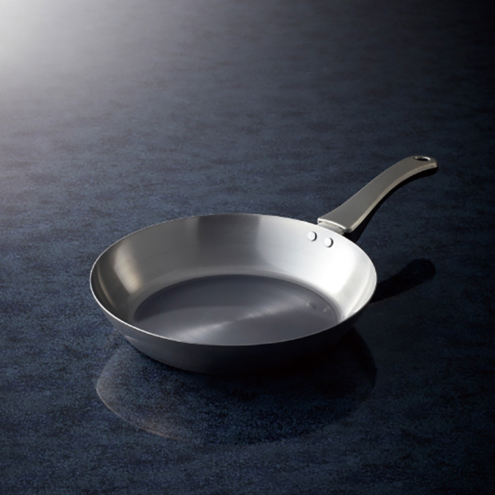 藤田金属 FUJITA KINZOKU BAUM Iron Frying Pan 28cm / Collaboration of Japan
