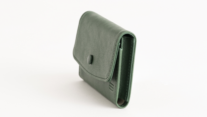 IKUTA KABAN CURUMI CARD CASE（クルミカードケース） REAL GREEN